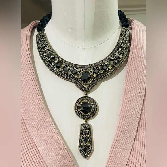 Heidi Daus 🆕 Statement NWT Art Deco Bib Necklace